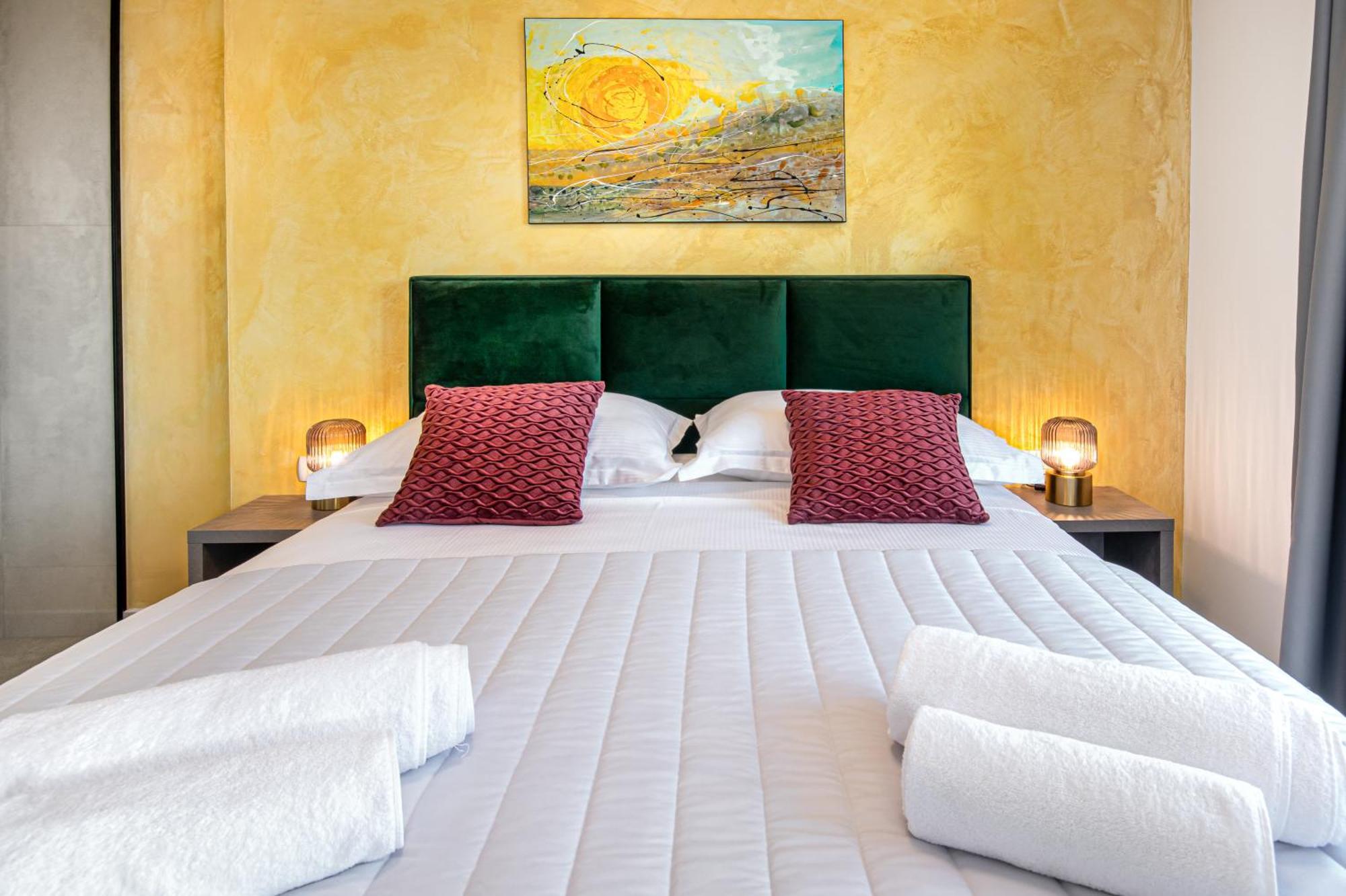 Sunnyside Luxury Suites With Free Parking And Swimming Pool Brela Exterior photo